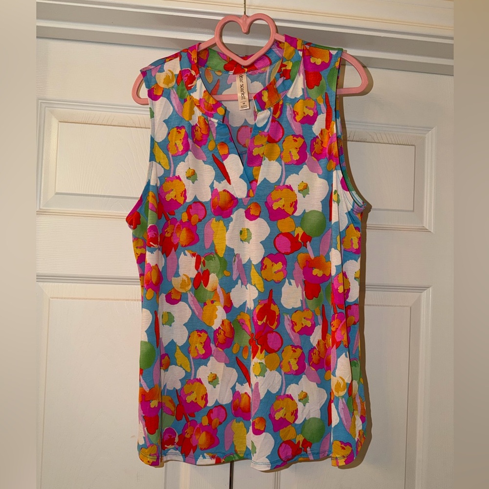 Dear Scarlett Floral Keyhole Tank in Blue, Pink & White